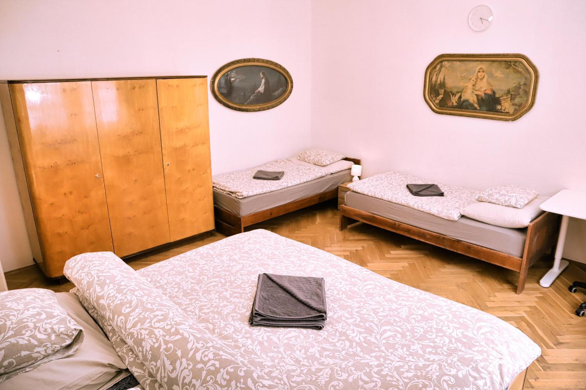 At The Blue Lion & Parking Assistance Apartmán Praha